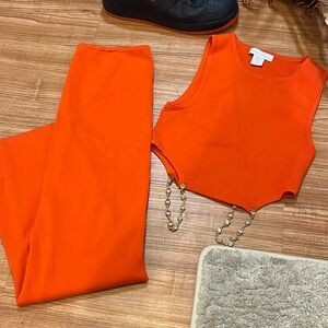 House of Harlow orange ribbed midi skirt set